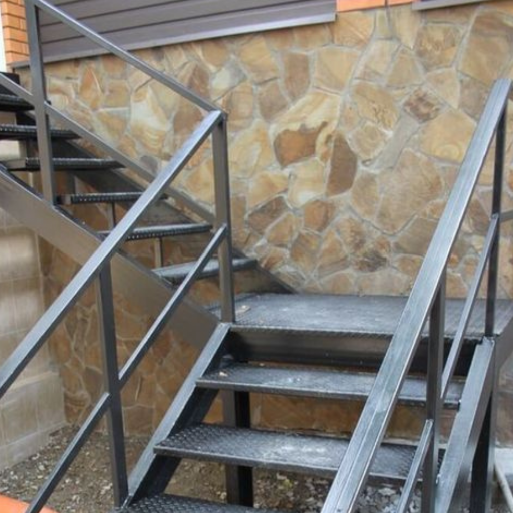 Escaleras-exteriores -hierro